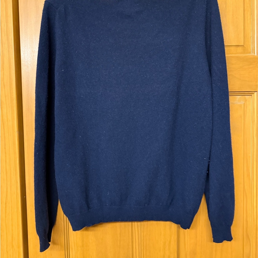 Elegant Navy cashmere Sweater with Red Heart Accents - Picture 3 of 5